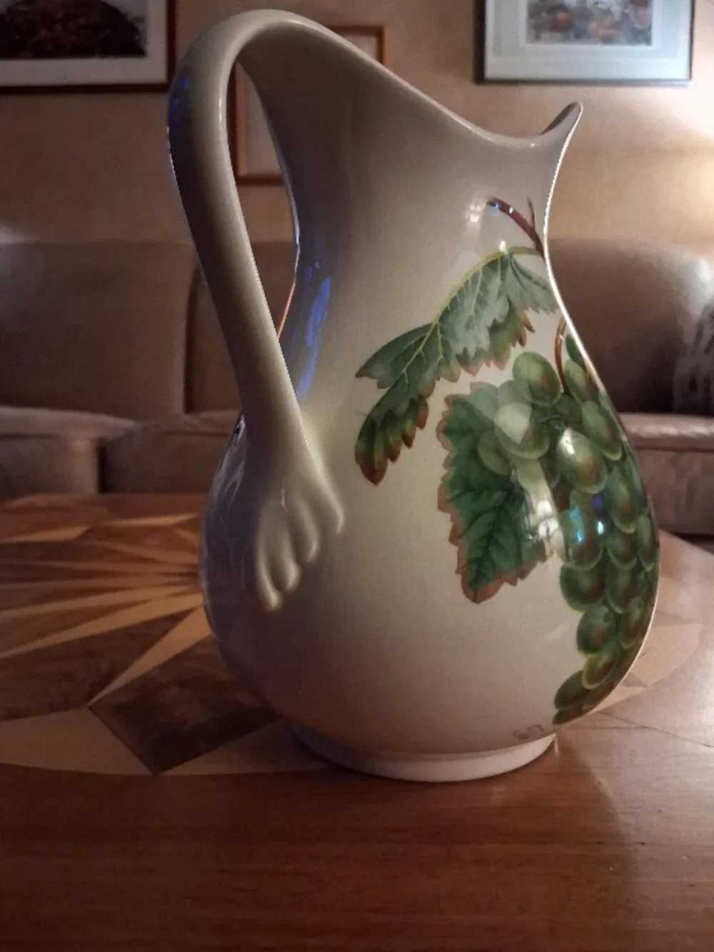 Vintage Portmeirion The White Sweetwater Grape  56oz Ponoma Pitcher~Discontinued